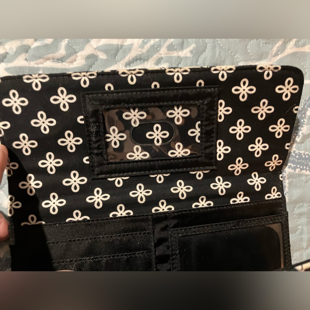 🧨Vera Bradley triple long wallet - Picture 7 of 9